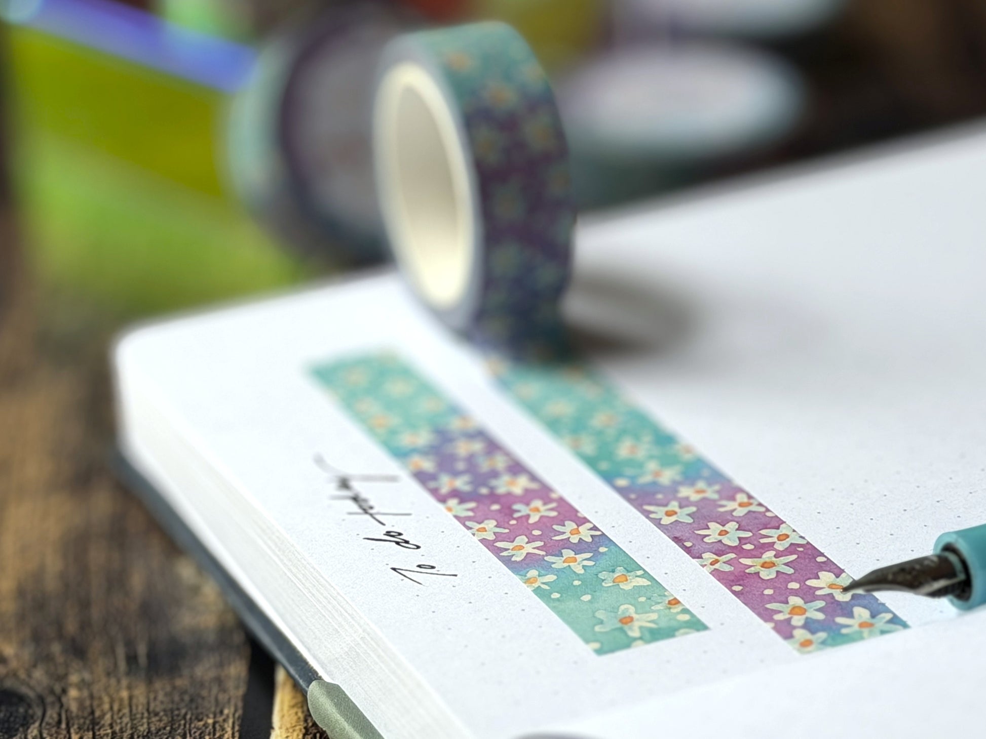 Washi tape featuring watercolour daisies